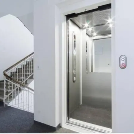 Urban Oasis With Queen Bed And View Be-29